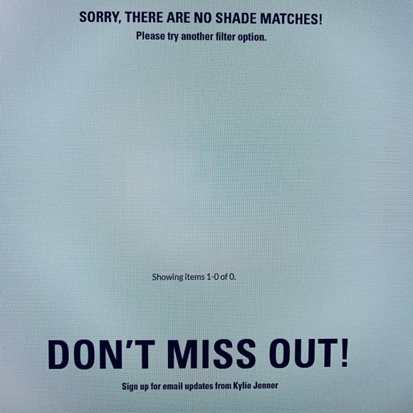 Kyle Jenner Black Matte Kit - Picture 3 of 3